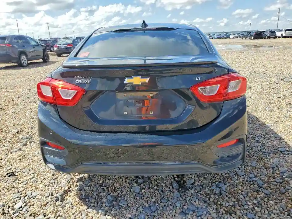 1G1BE5SM9H7271822 2017 CHEVROLET CRUZE-5