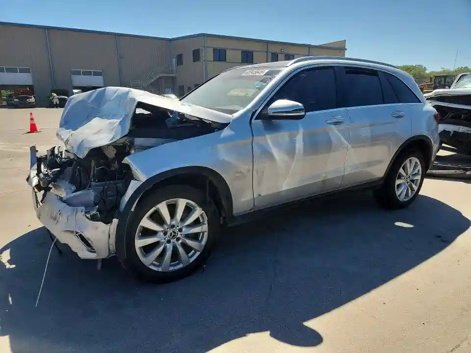 WDC0G8EB7LF676140 2020 MERCEDES-BENZ GLC-CLASS-0