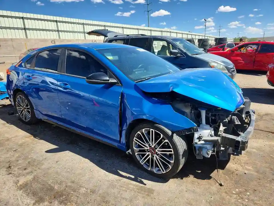 3KPF44AC8NE481449 2022 KIA FORTE-3