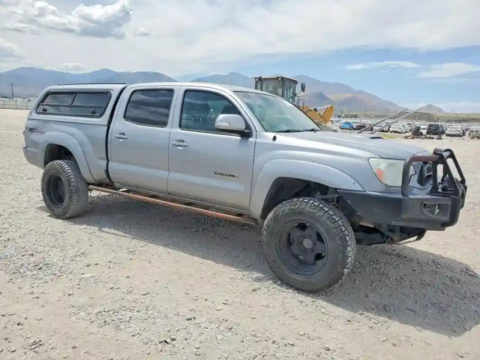 3TMMU4FN1FM084934 2015 TOYOTA TACOMA DOU-3