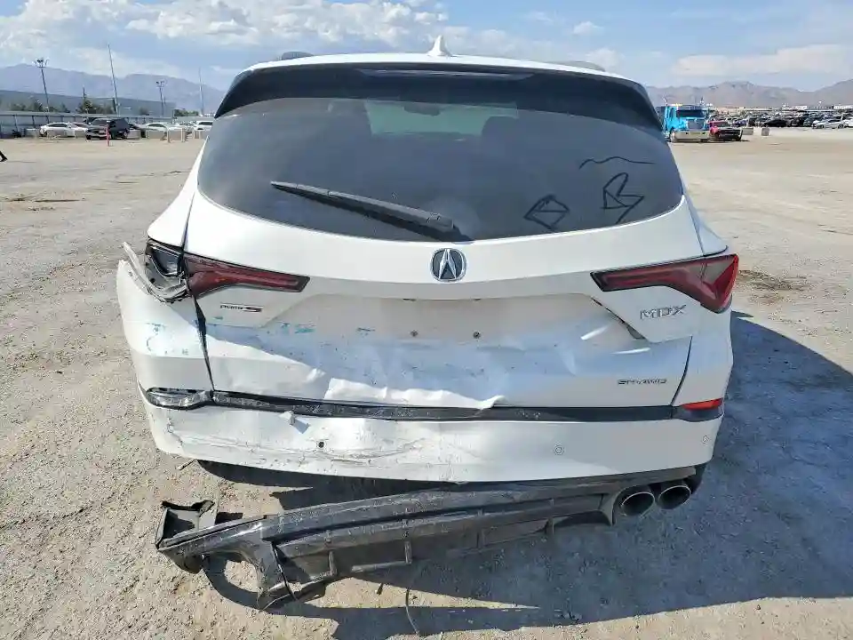 5J8YD8H80PL000154 2023 ACURA MDX-5