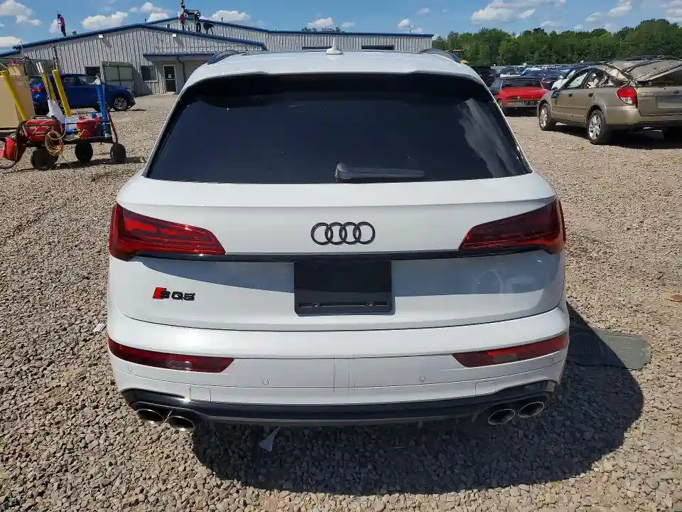 WA1B4AFY3M2104163 2021 AUDI SQ5-5