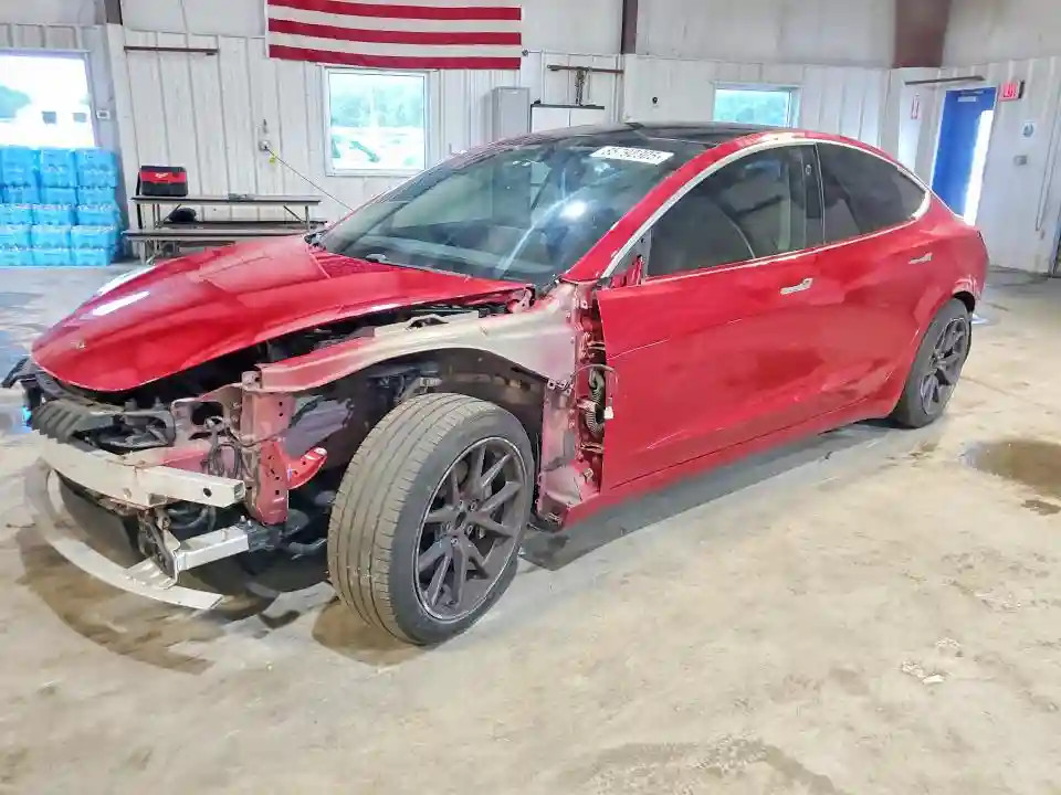 5YJ3E1EA1JF032481 2018 TESLA MODEL 3-0