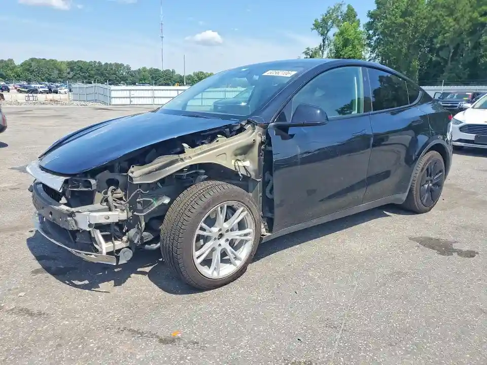 7SAYGDEEXPA176477 2023 TESLA MODEL Y-0