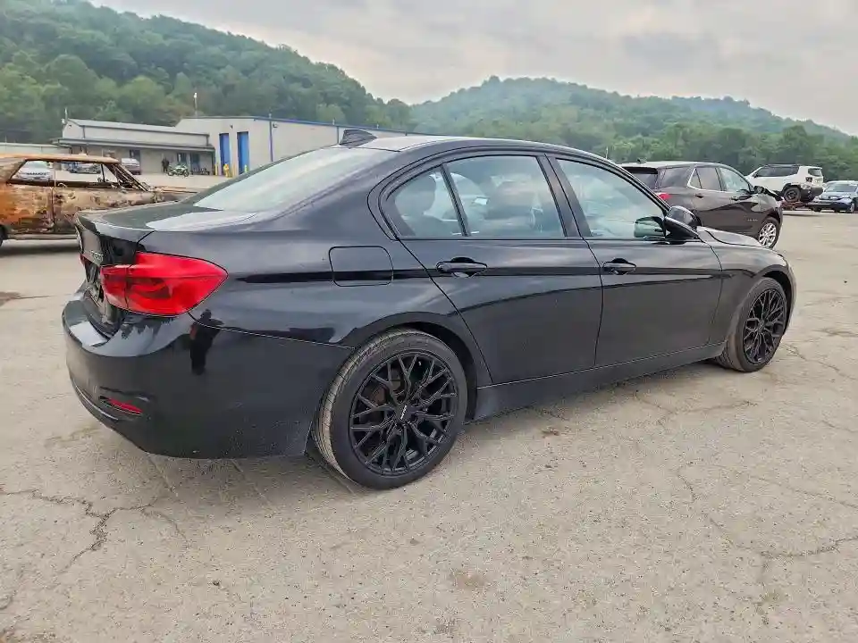 WBA8D9C5XJEM34527 2018 BMW 3 SERIES-2