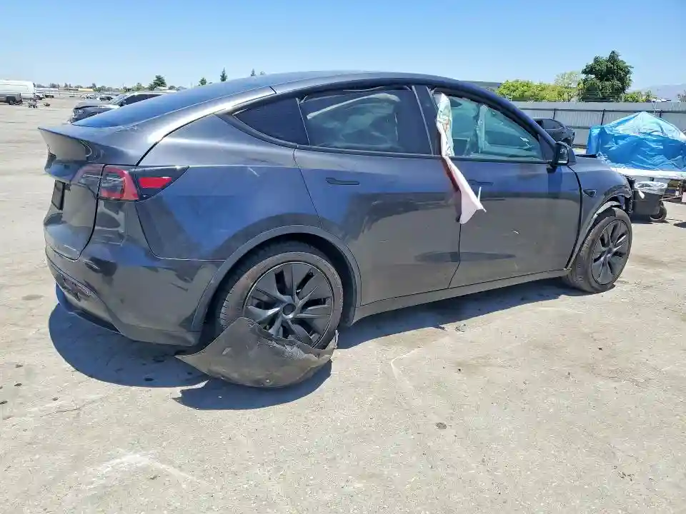 7SAYGDED7SF240686 2025 TESLA MODEL Y-2