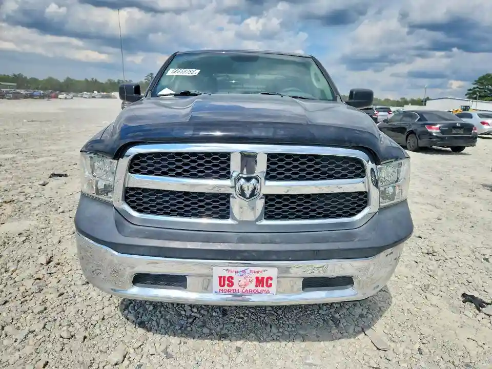 1C6RR7KM2JS331388 2018 RAM 1500-4