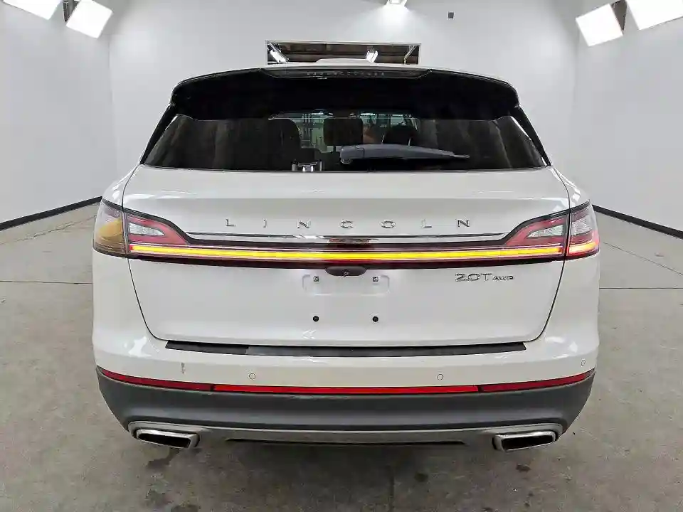 2LMPJ8L96KBL45796 2019 LINCOLN NAUTILUS-5