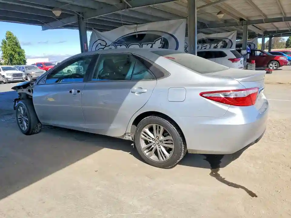 4T1BF1FK0GU611182 2016 TOYOTA CAMRY-1