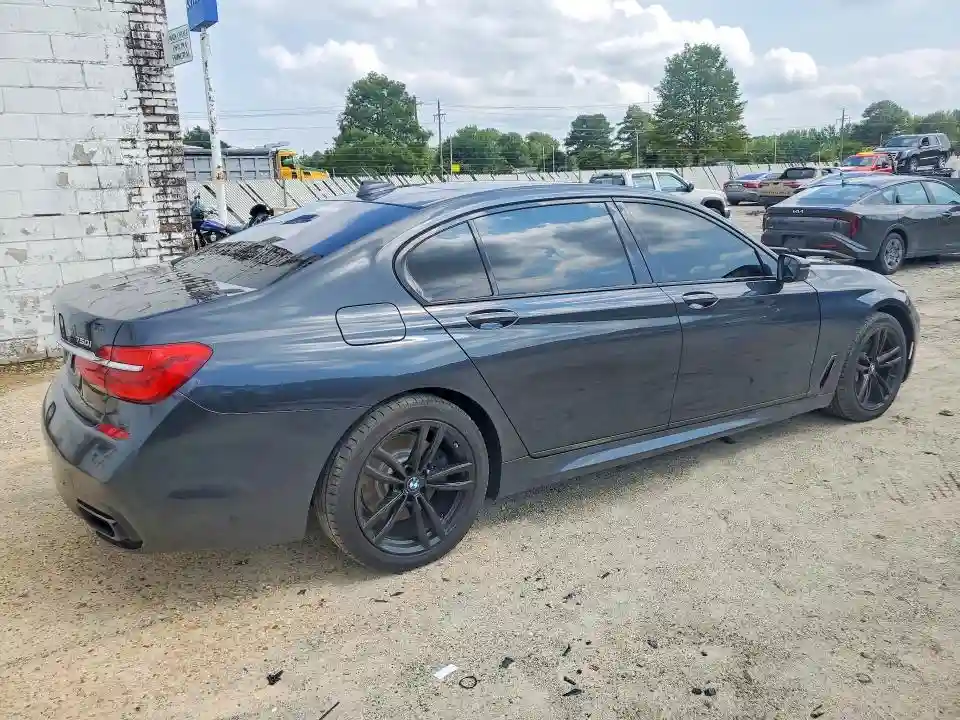 WBA7F2C53GG420186 2016 BMW 7 SERIES-2