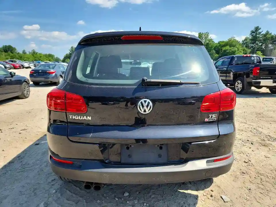 WVGBV7AX6HK021803 2017 VOLKSWAGEN TIGUAN-5