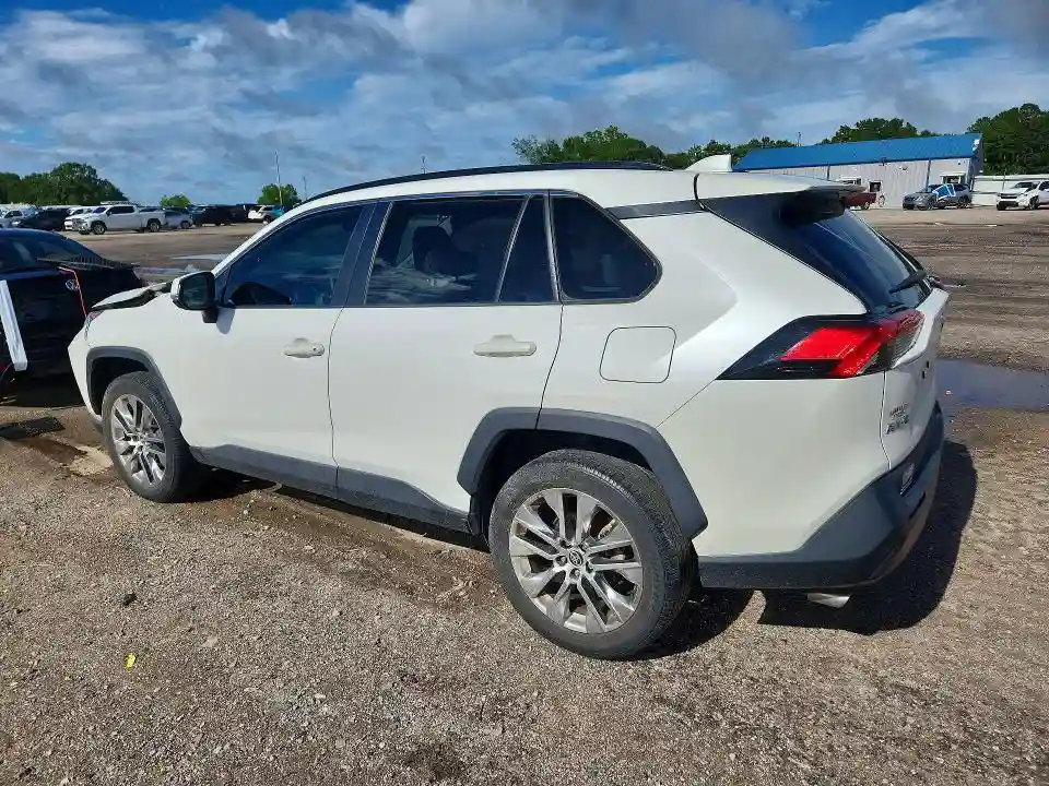 2T3A1RFV7MW181740 2021 TOYOTA RAV4-1