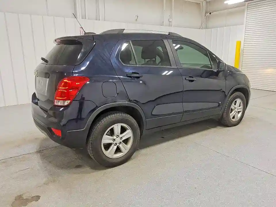 KL7CJPSM0MB371895 2021 CHEVROLET TRAX-2
