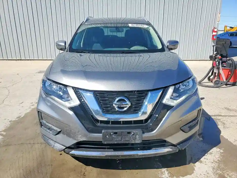 KNMAT2MV8HP541961 2017 NISSAN ROGUE-4