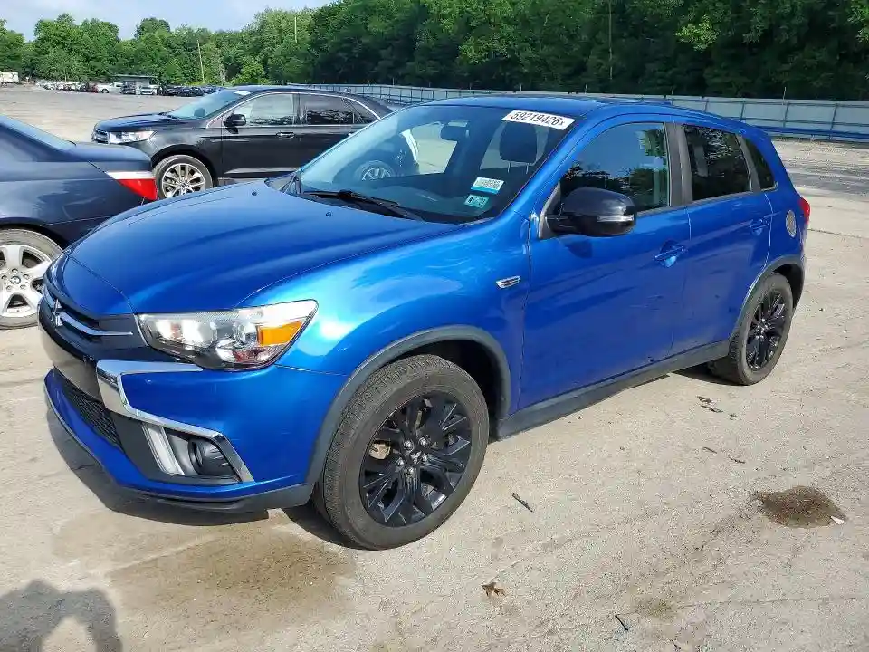 JA4AR3AU2JZ028970 2018 MITSUBISHI OUTLANDER-0