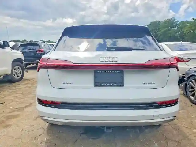 WA1LAAGEXMB024151 2021 AUDI E-TRON-5