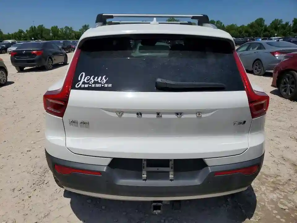 YV4162XZ8K2014946 2019 VOLVO XC40-5