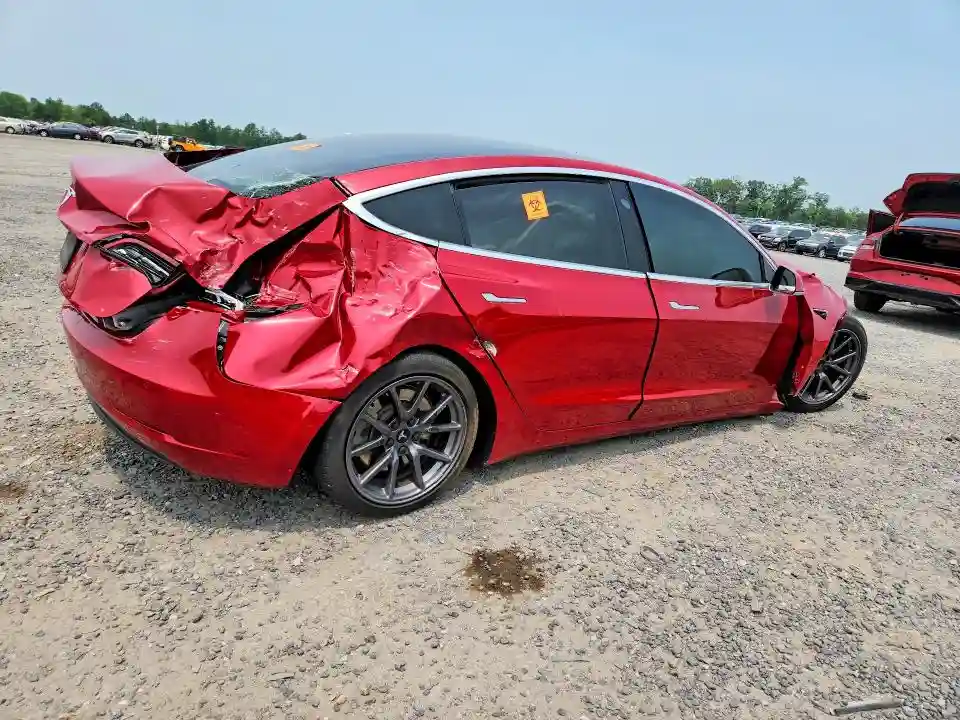 5YJ3E1EA6KF411610 2019 TESLA MODEL 3-2
