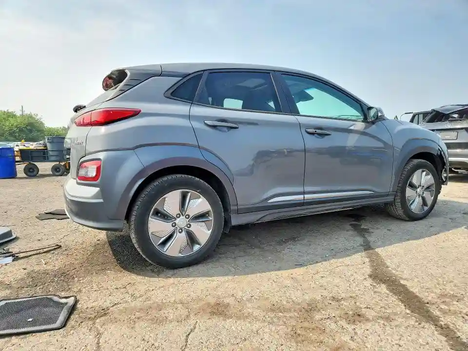 KM8K33AG1MU123667 2021 HYUNDAI KONA-2