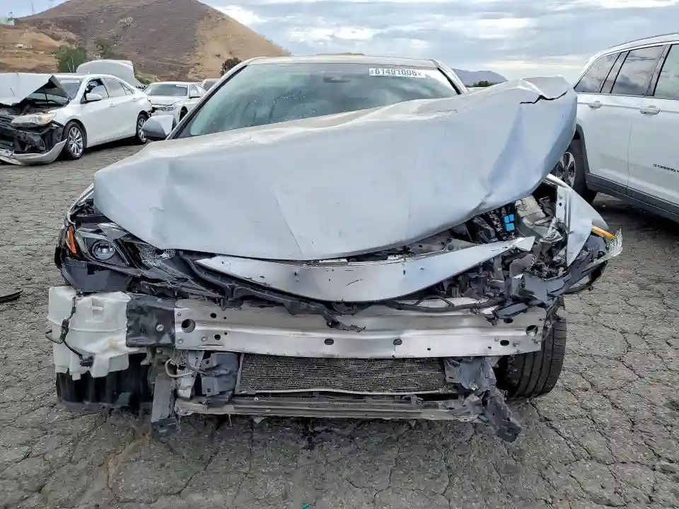 4T1G11AK2MU561263 2021 TOYOTA CAMRY-4