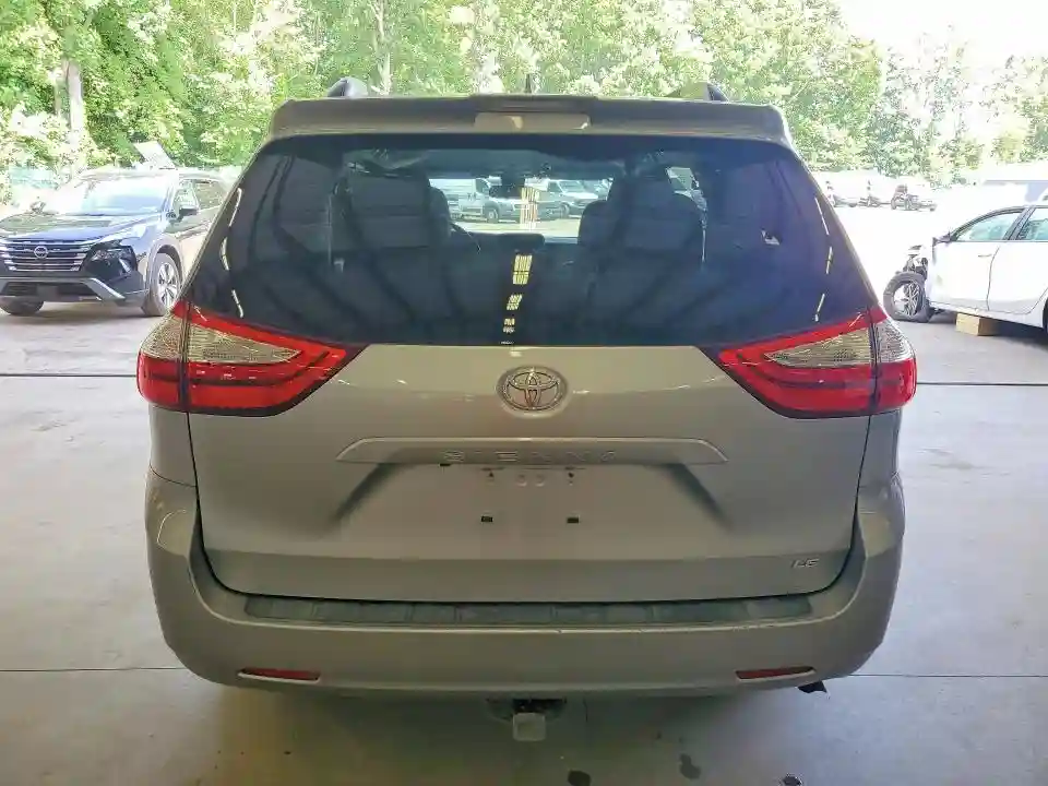 5TDKZ3DCXJS921127 2018 TOYOTA SIENNA-5