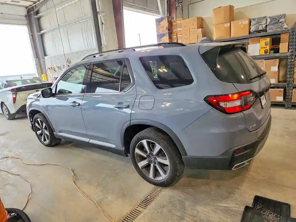 5FNYG1H89PB043049 2023 HONDA PILOT-1