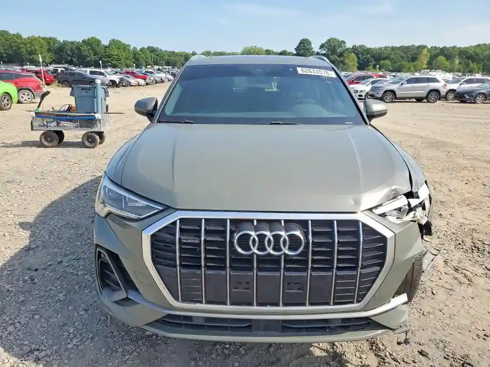 WA1EECF31L1026920 2020 AUDI Q3-4