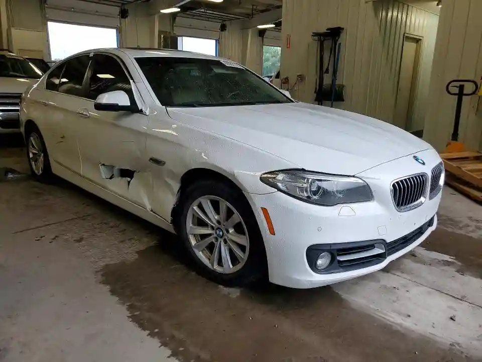 WBA5A7C56FD625066 2015 BMW 5 SERIES-3