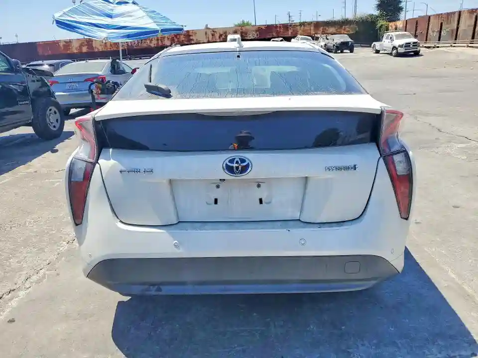 JTDKARFUXH3046515 2017 TOYOTA PRIUS-5