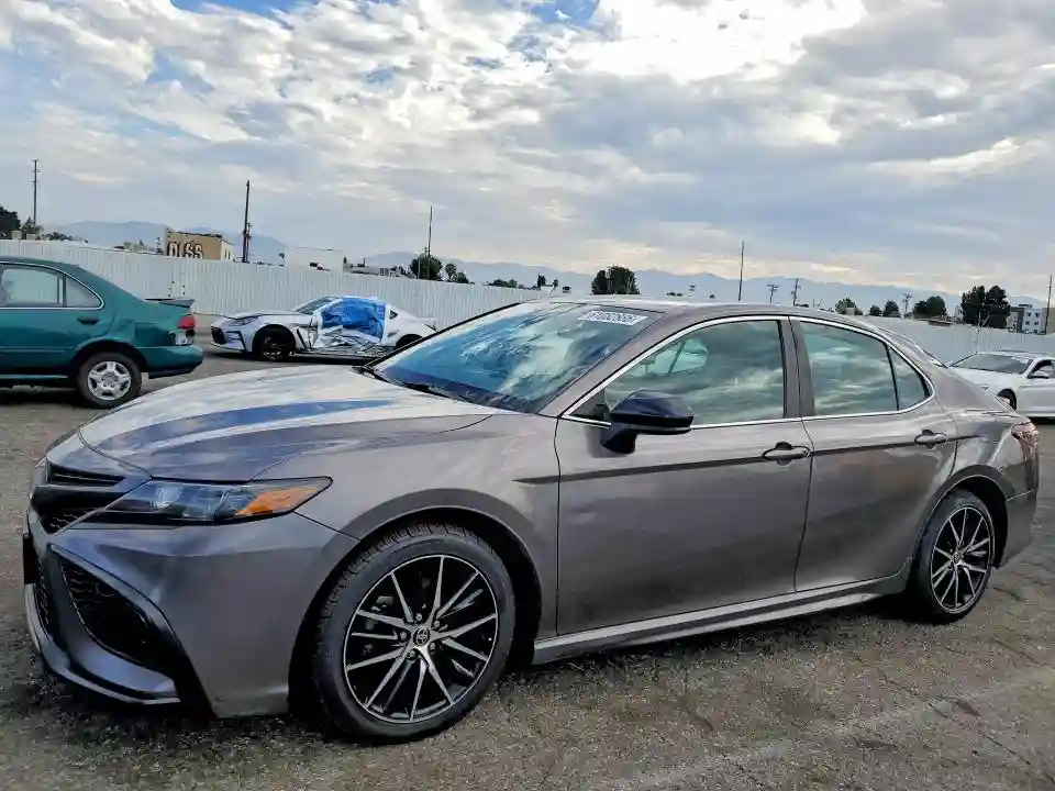 4T1G11AK0MU416772 2021 TOYOTA CAMRY-0