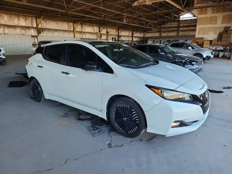 1N4CZ1CV1SC560052 2025 NISSAN LEAF-3
