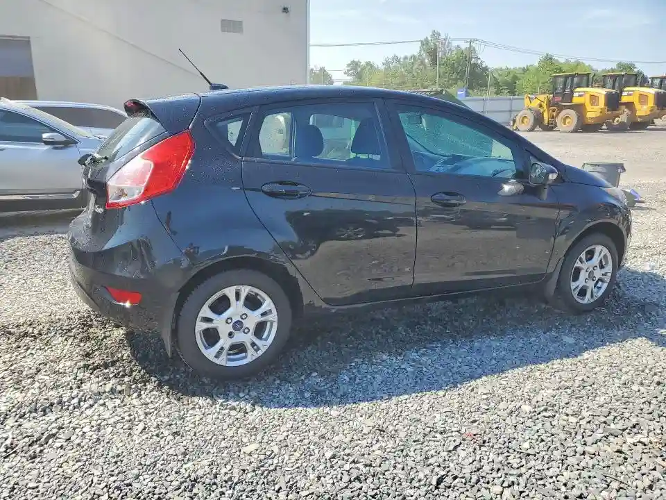 3FADP4EJ9FM166440 2015 FORD FIESTA-2