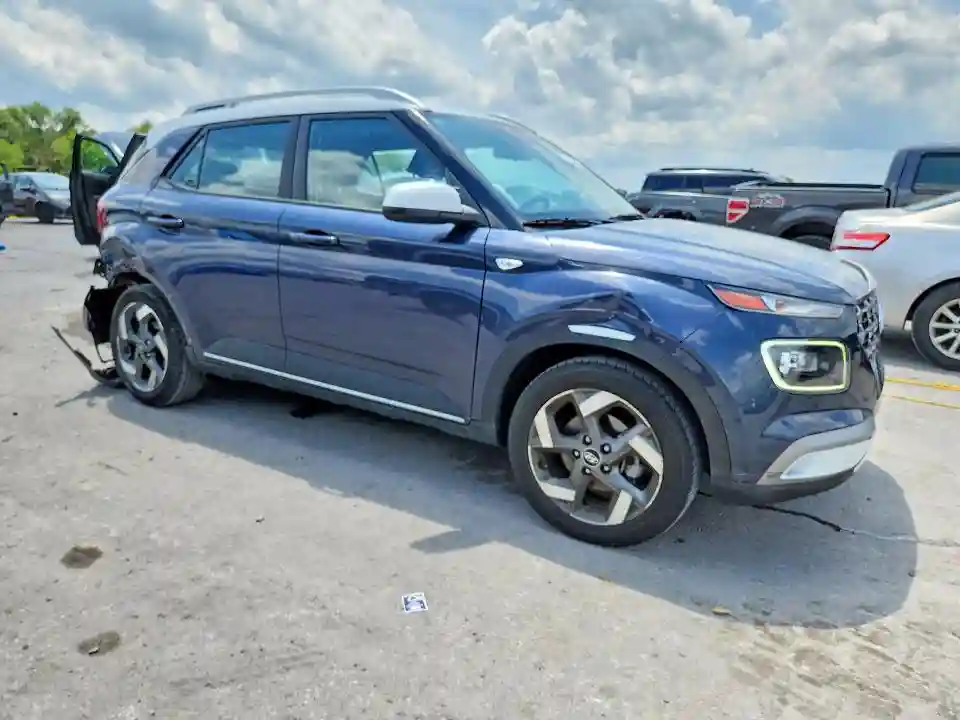 KMHRC8A37NU199503 2022 HYUNDAI VENUE LIMI-3