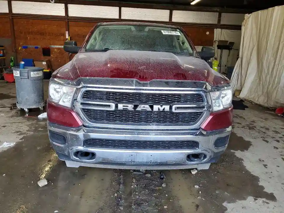 1C6SRFCT6KN583727 2019 RAM 1500-4