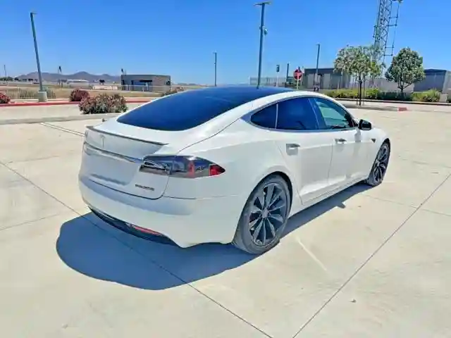 5YJSA1E47MF427870 2021 TESLA MODEL S-3