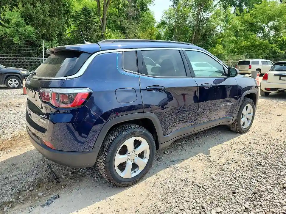 3C4NJDBB8KT839666 2019 JEEP COMPASS-2