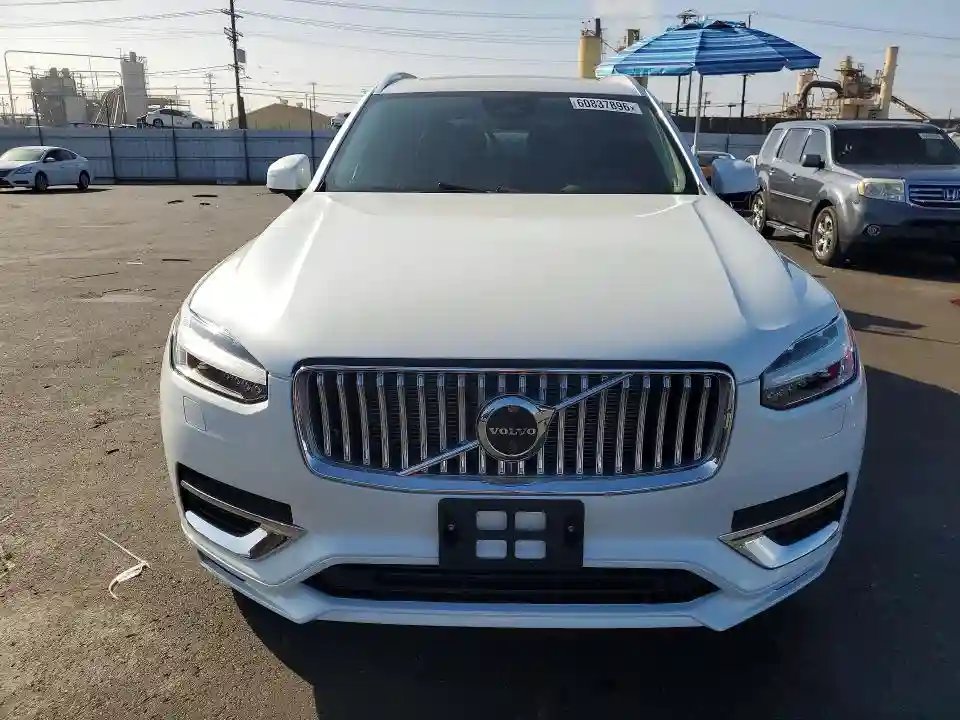 YV4H60CE0R1226777 2024 VOLVO XC90 T8 RE-4