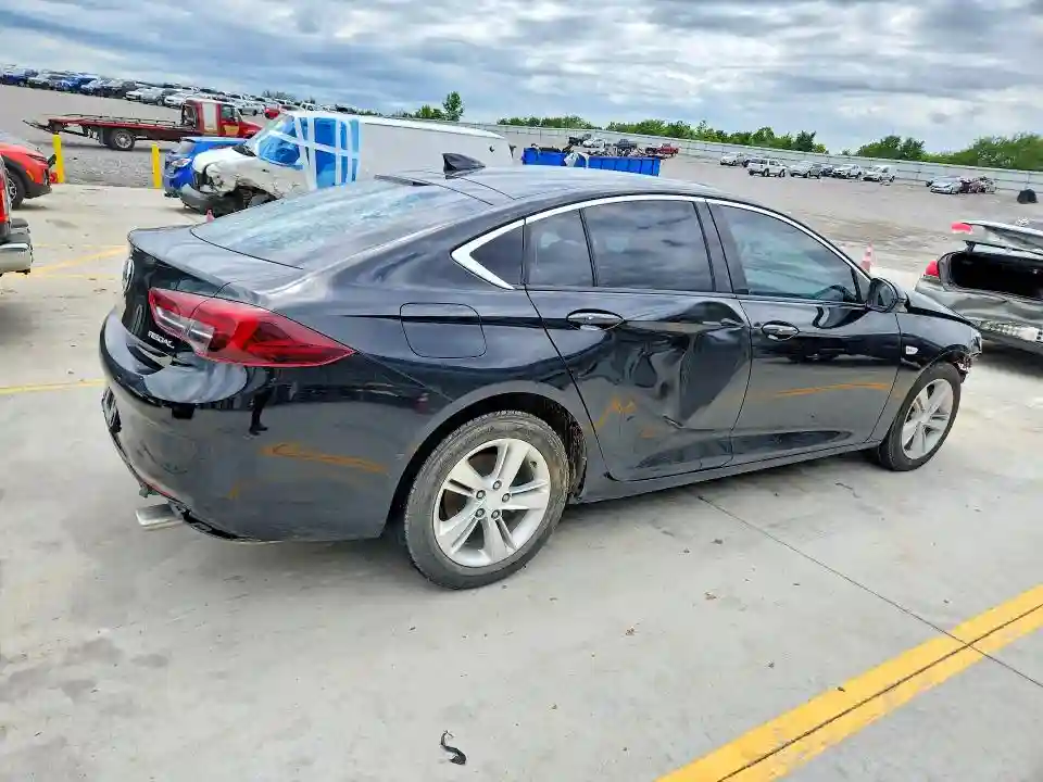 W04GL6SX6J1133953 2018 BUICK REGAL-2
