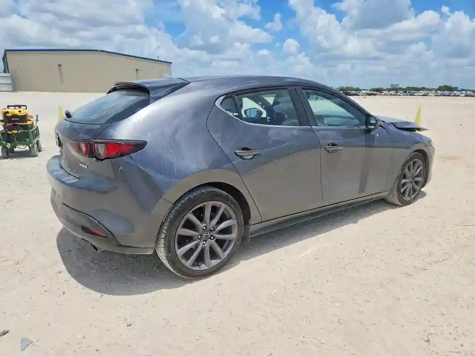 JM1BPAJM9K1138497 2019 MAZDA 3-2
