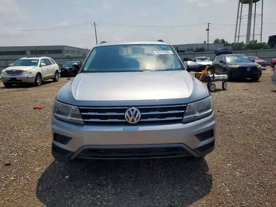 3VV2B7AX8LM015596 2020 VOLKSWAGEN TIGUAN-4