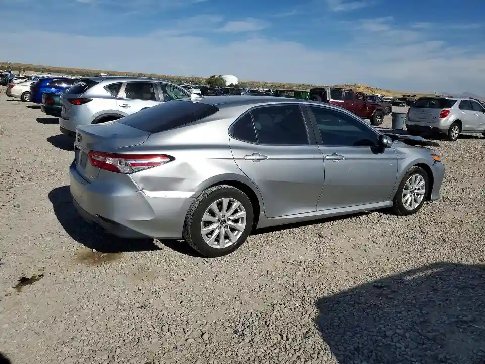 4T1C11AKXLU920338 2020 TOYOTA CAMRY-2