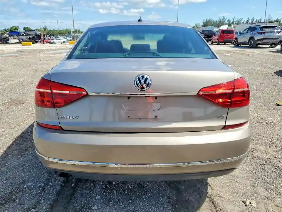 1VWAT7A31GC060260 2016 VOLKSWAGEN PASSAT-5