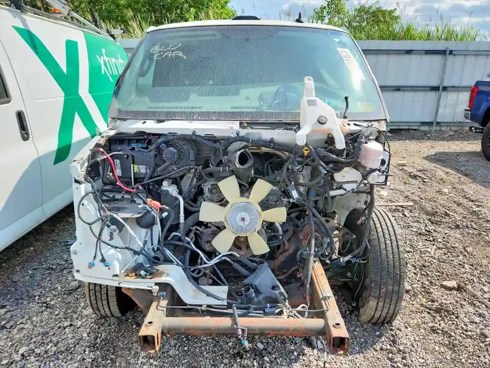 1GCWGAFPXJ1319823 2018 CHEVROLET EXPRESS-4