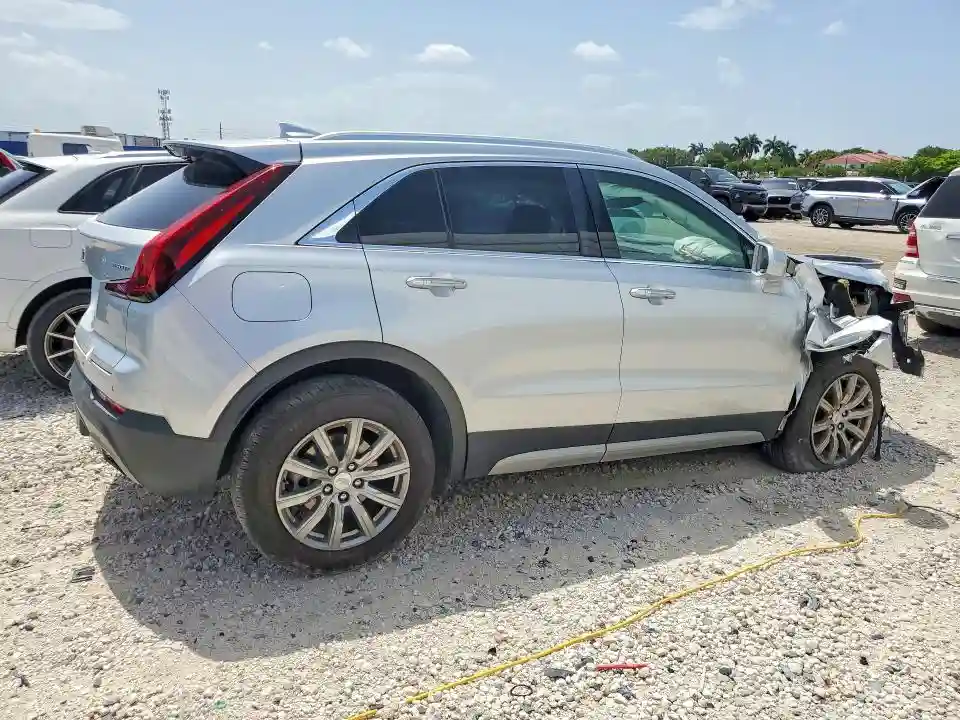 1GYFZCR47LF057069 2020 CADILLAC XT4-2