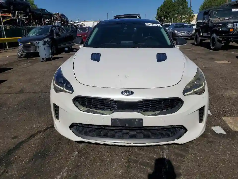 KNAE25LA6J6033422 2018 KIA STINGER-4