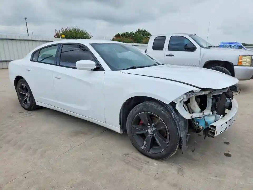 2C3CDXHG0GH132455 2016 DODGE CHARGER-3