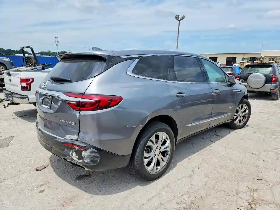5GAEVCKW7JJ181010 2018 BUICK ENCLAVE-2