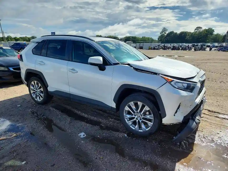 2T3A1RFV7MW181740 2021 TOYOTA RAV4-3