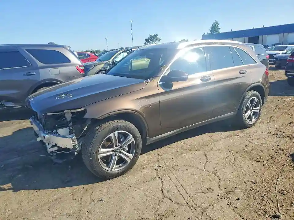 WDC0G4KB6JV109059 2018 MERCEDES-BENZ GLC-CLASS-0