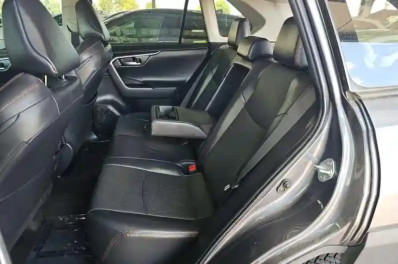 2T3S1RFV7PW355265 2023 TOYOTA RAV4-5